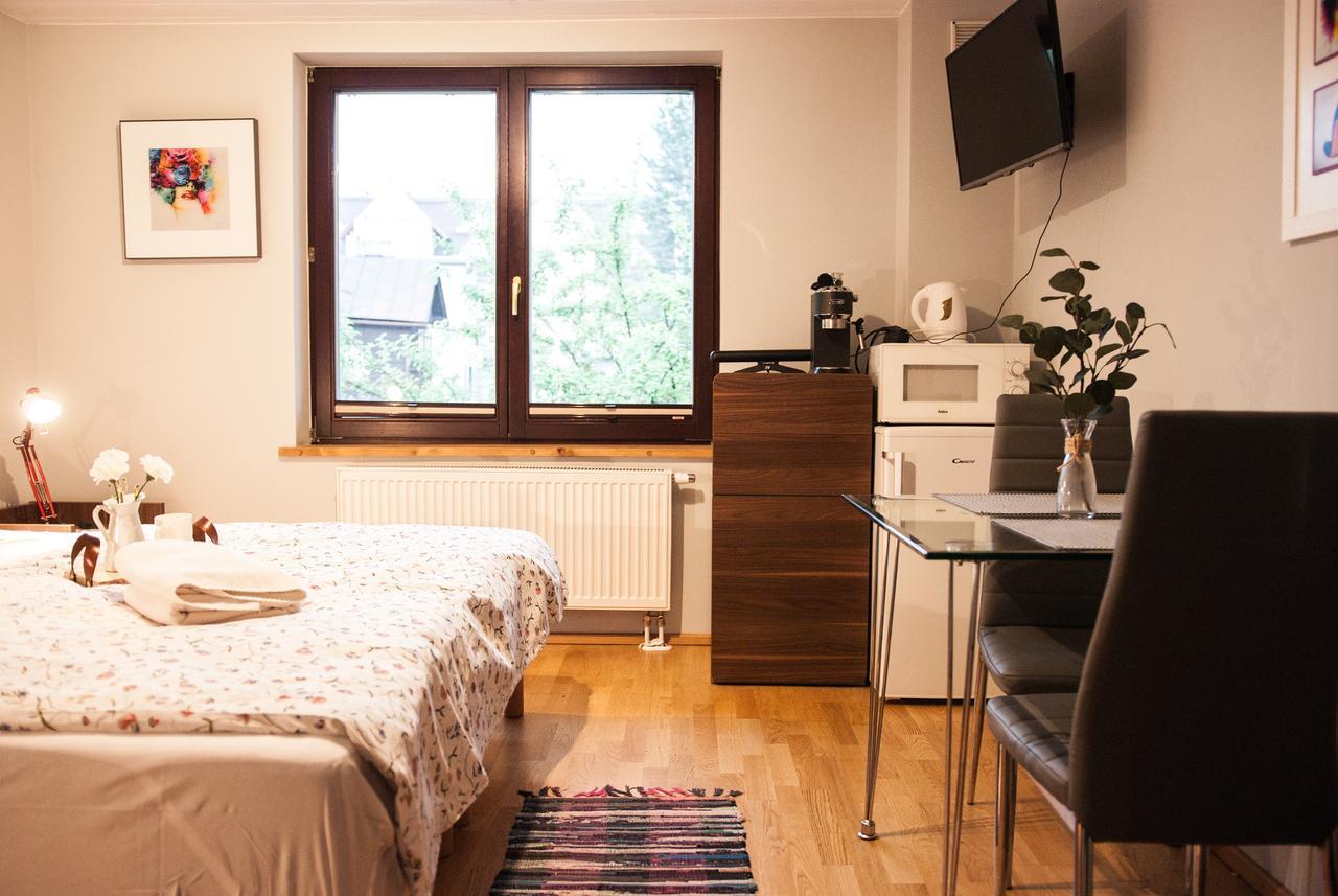 Gimnazjalna 5 - Apartamenty I Pokoje W Centrum Zakopanego Luaran gambar