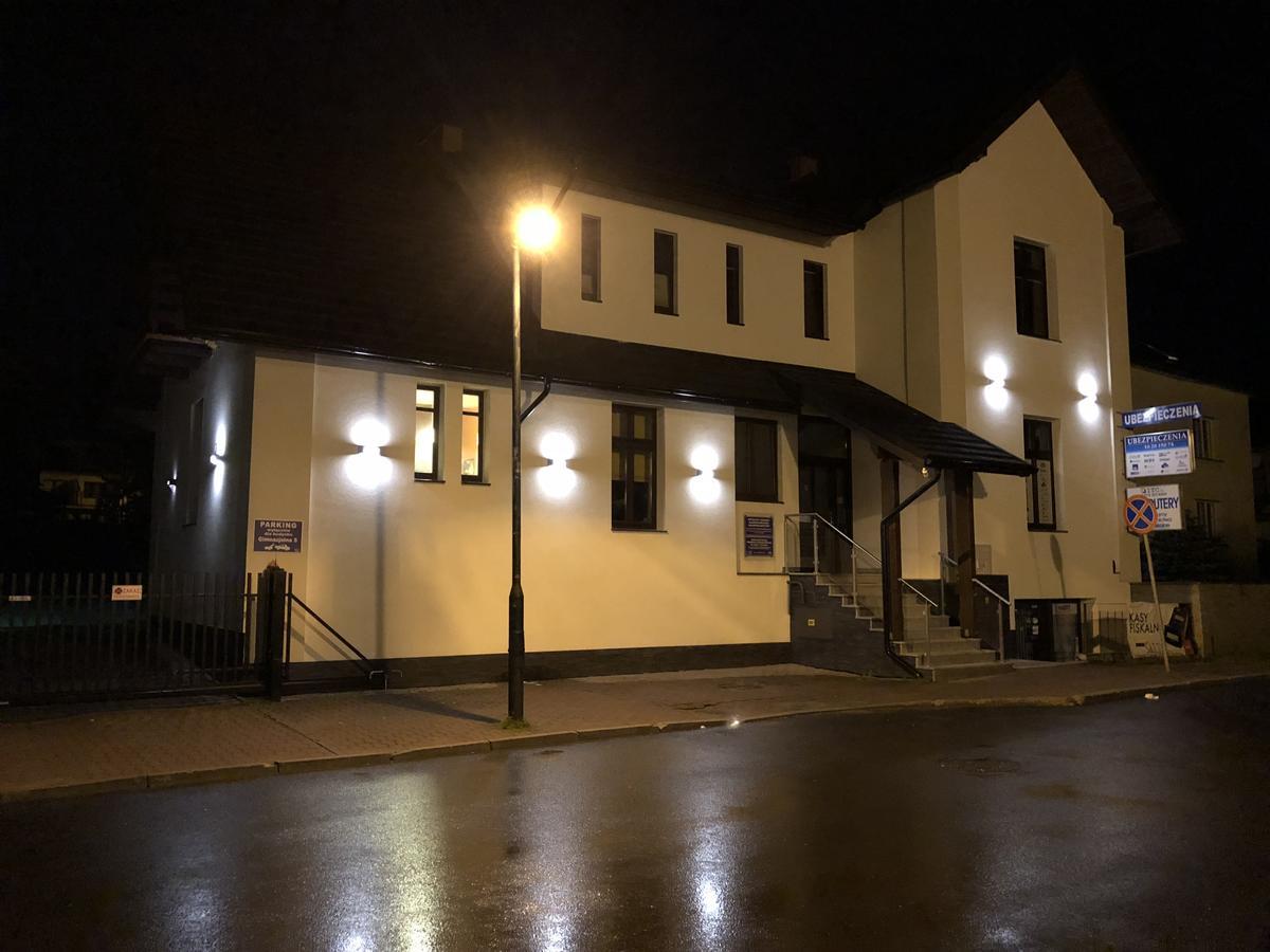 Gimnazjalna 5 - Apartamenty I Pokoje W Centrum Zakopanego Luaran gambar