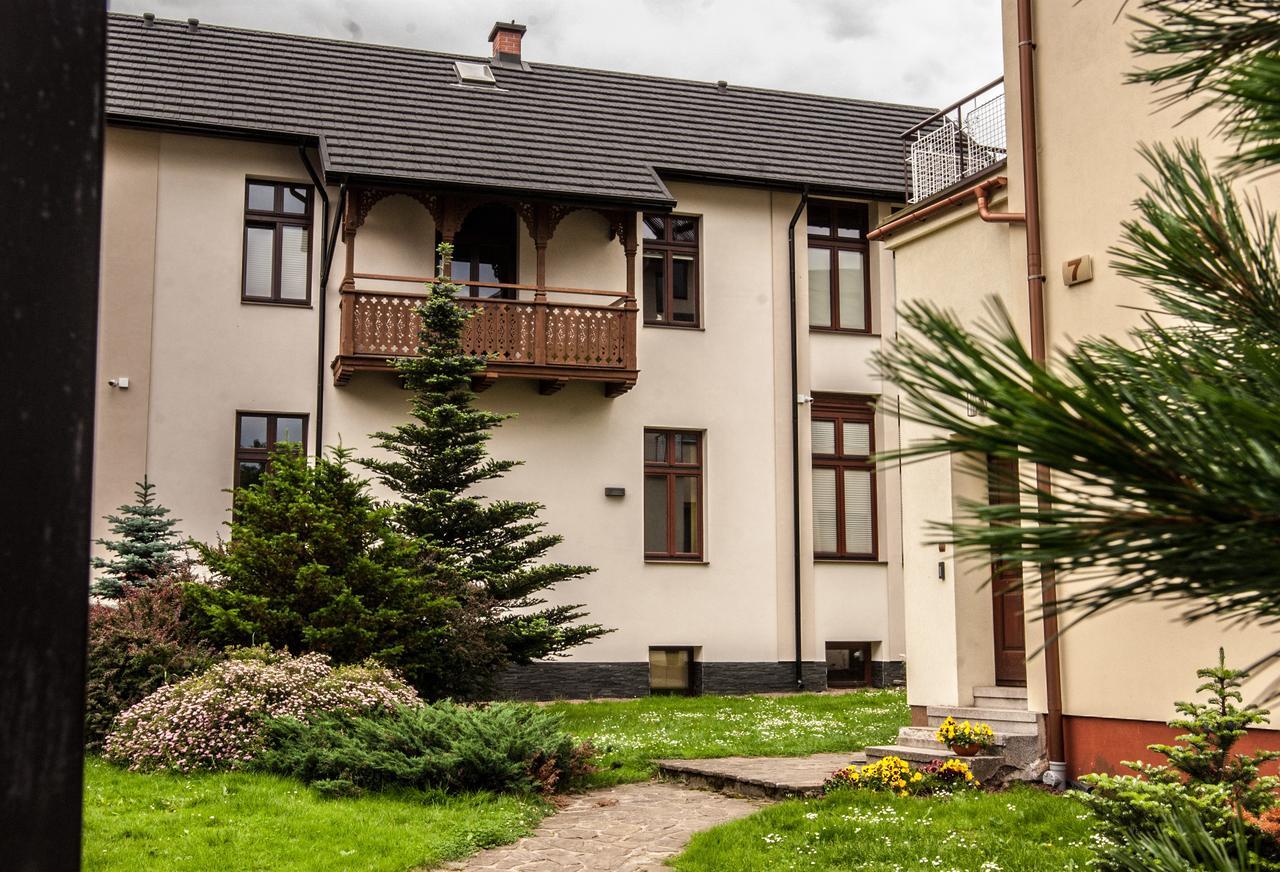 Gimnazjalna 5 - Apartamenty I Pokoje W Centrum Zakopanego Luaran gambar