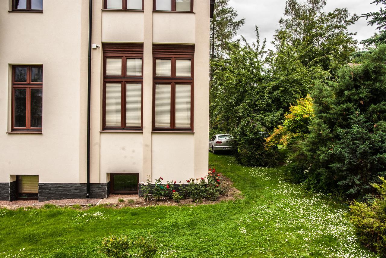 Gimnazjalna 5 - Apartamenty I Pokoje W Centrum Zakopanego Luaran gambar