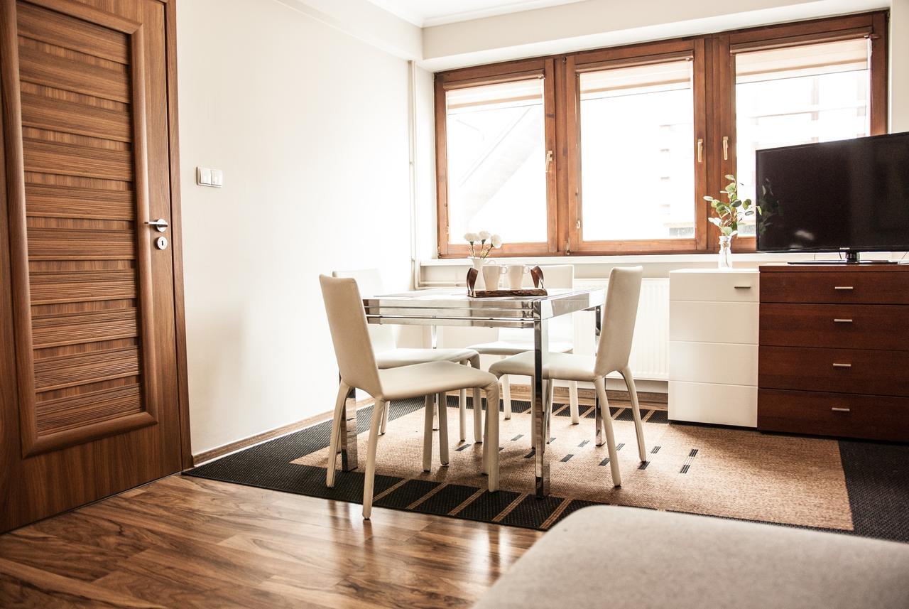 Gimnazjalna 5 - Apartamenty I Pokoje W Centrum Zakopanego Luaran gambar